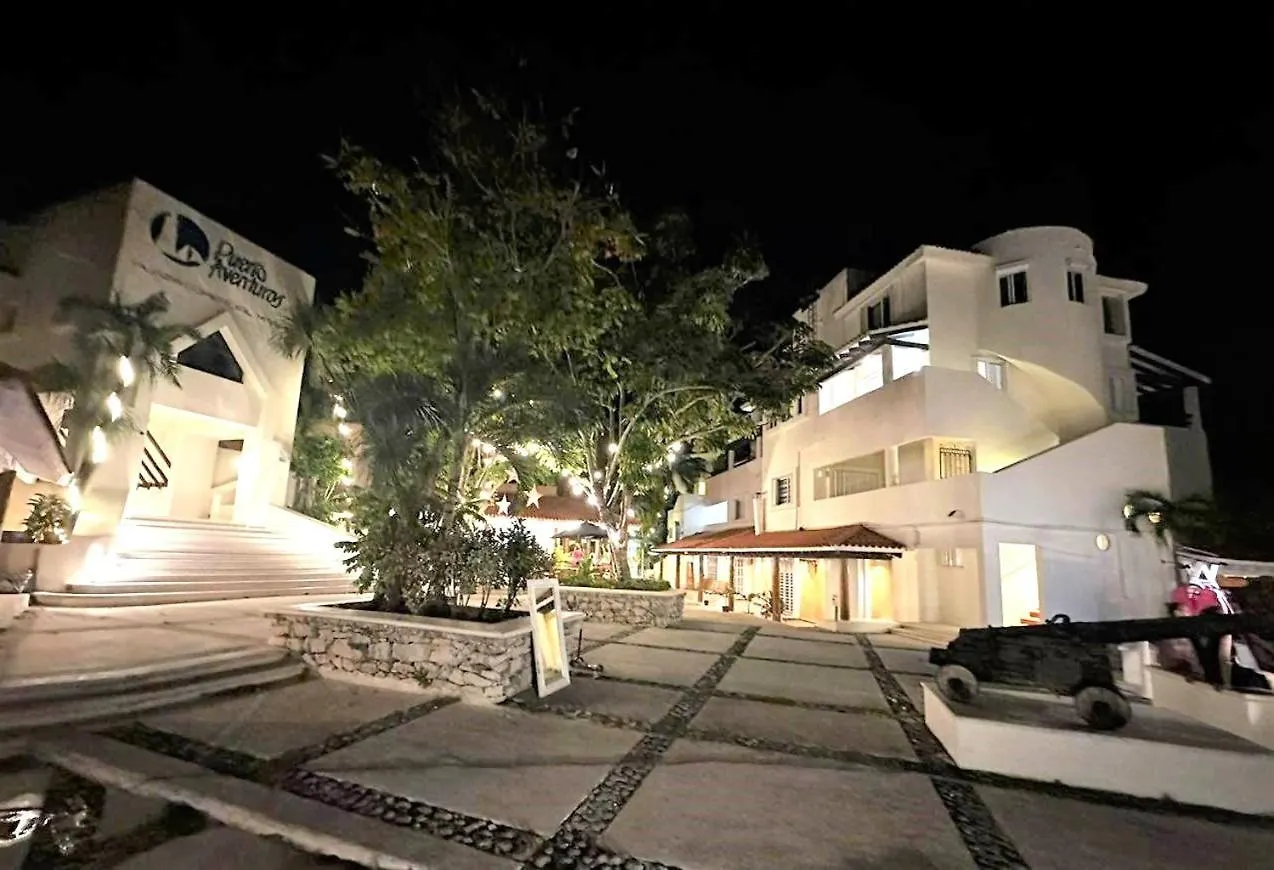 Homestay Private Rooms In A Hotel-Type Apartment - Super Located Puerto Aventuras