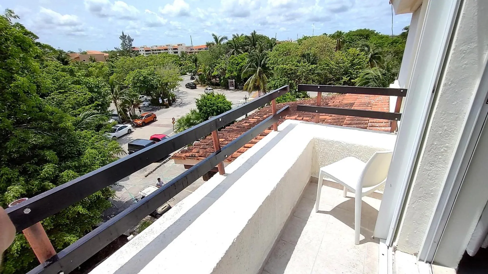 Homestay Private Rooms In A Hotel-Type Apartment - Super Located Puerto Aventuras